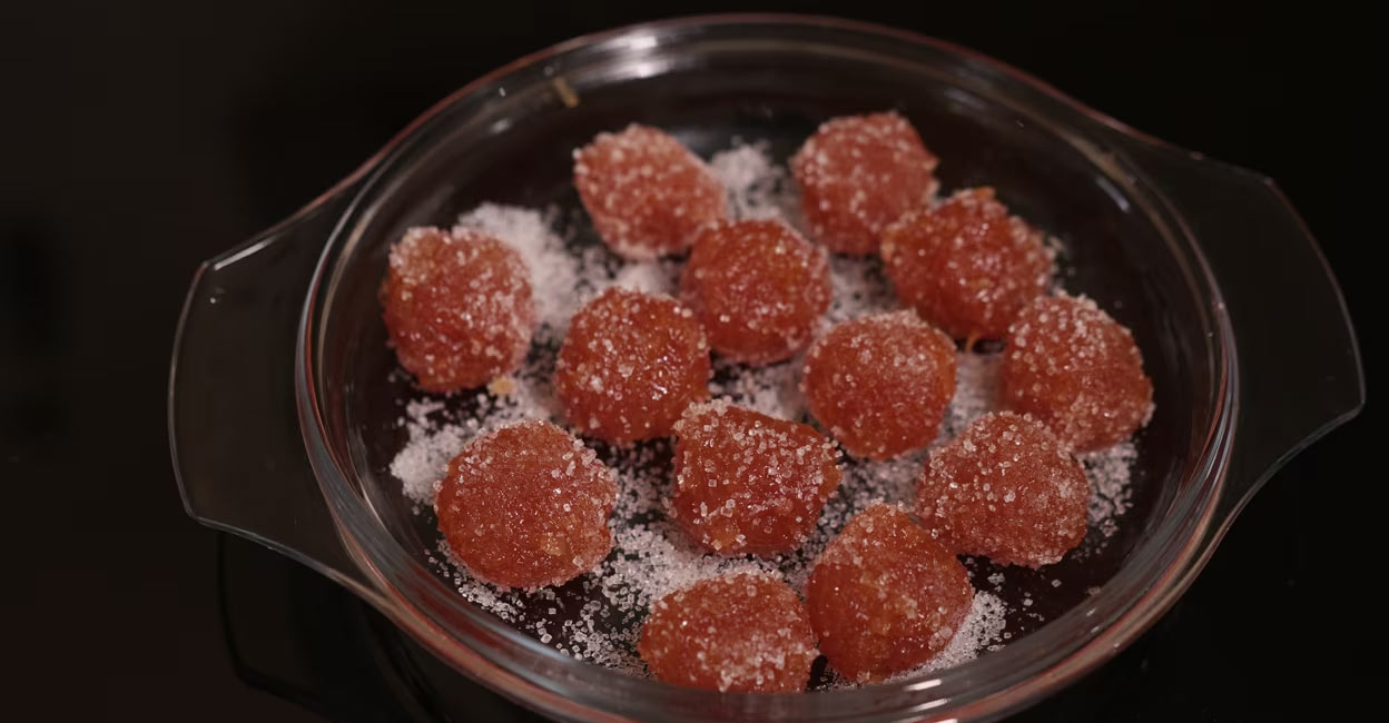 papaya-laddu This quick dessert is healthy and tastes heavenly. Photo: Agin K Paul