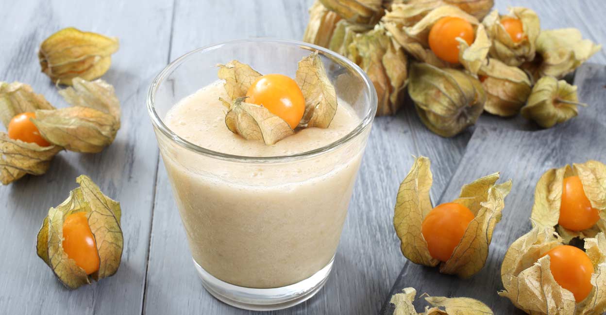 Healthy and filling golden berry smoothie. Photo: Shutterstock/denio109
