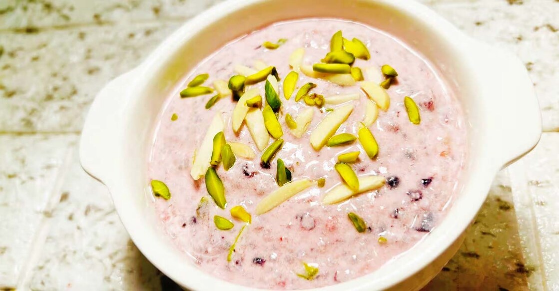 Mixed berry dessert. Photo: Julia Mumbai