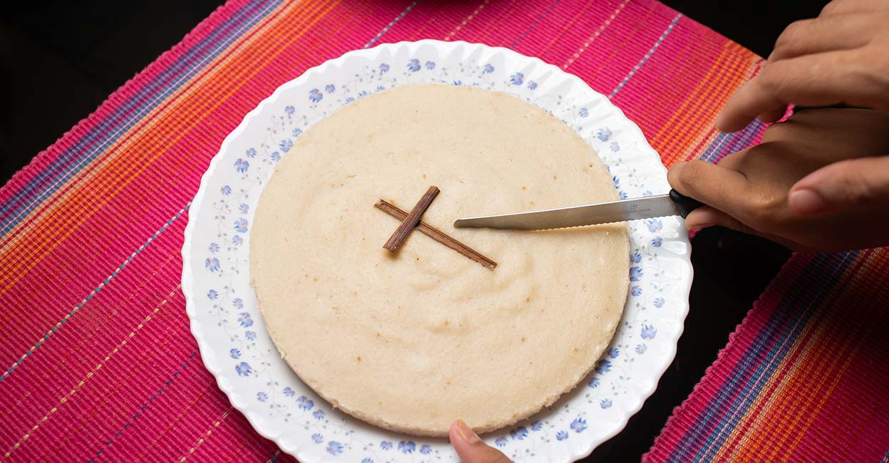 The sacred ritual of preparing Pesaha appam and paal on Maundy Thursday ...