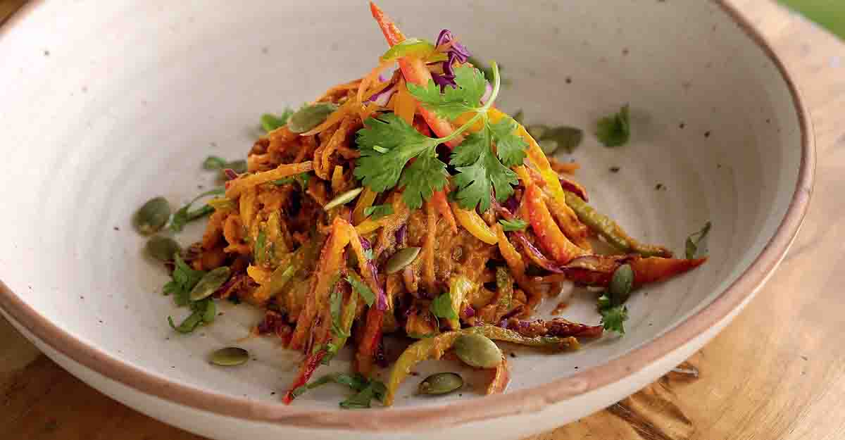 raw-veggies-noodles