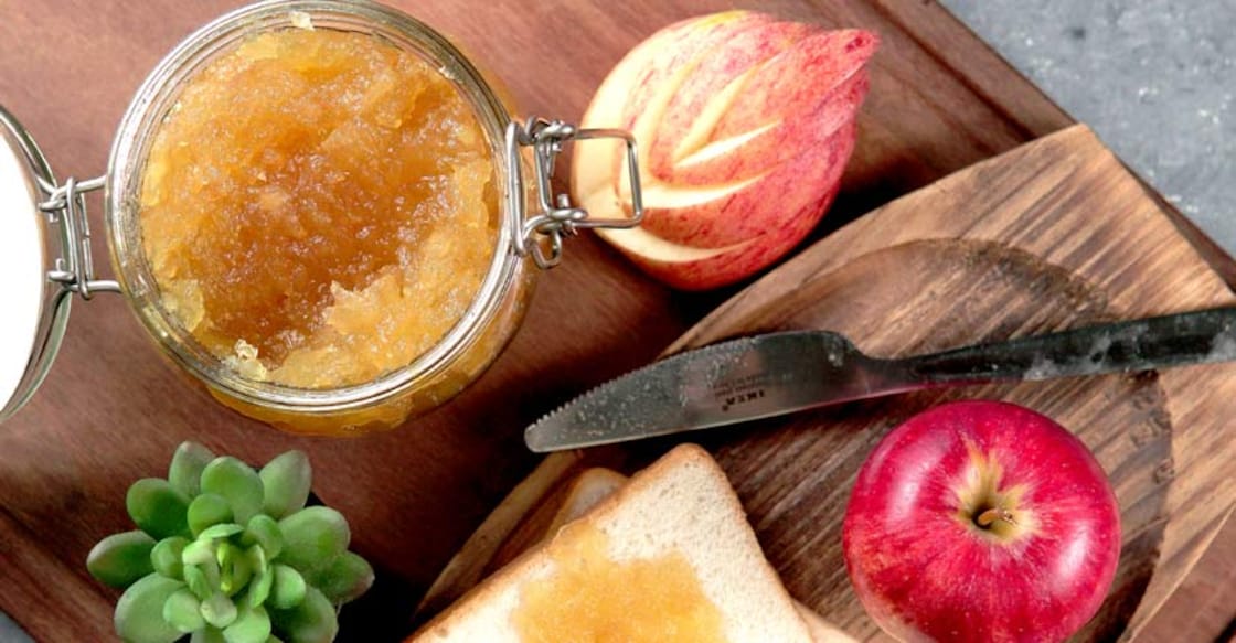 Easy homemade apple jam