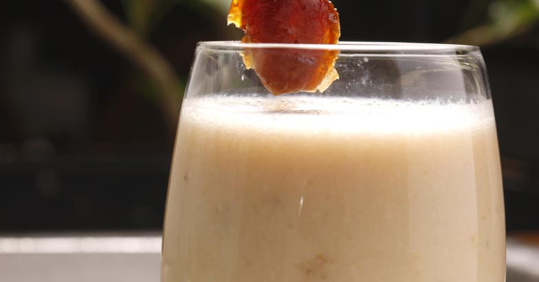 Banana and dates milkshake Banana and dates milkshake