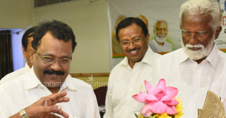 Analysis | With Kummanam in fray, no cakewalk for Tharoor in Thiruvananthapuram