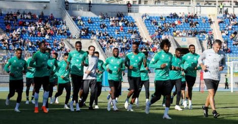 Engine fire forces Saudi World Cup team plane to land