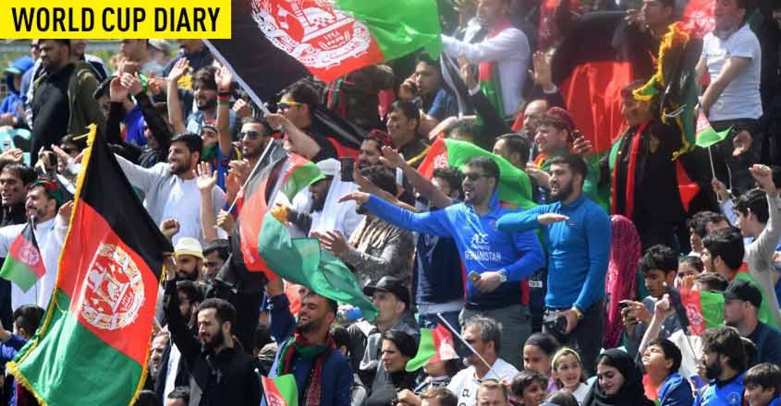 Afghan fans