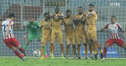 ISL: Sougou hands Mumbai play-off spot