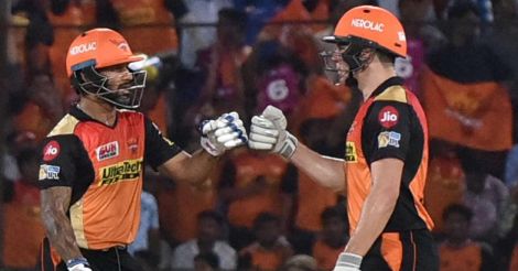 Sunrisers consolidate 4th position with dominant win over Mumbai Indians