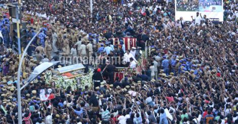  Jayalalithaa laid to rest next to MGR's memorial in Chennai