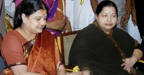 After Amma, it's Chinnamma: AIADMK asks Sasikala to lead party