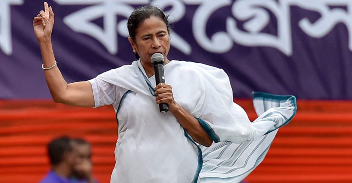 Rift in Oppn unity? Mamata Banerjee to boycott Sonia Gandhi's anti-CAA meet