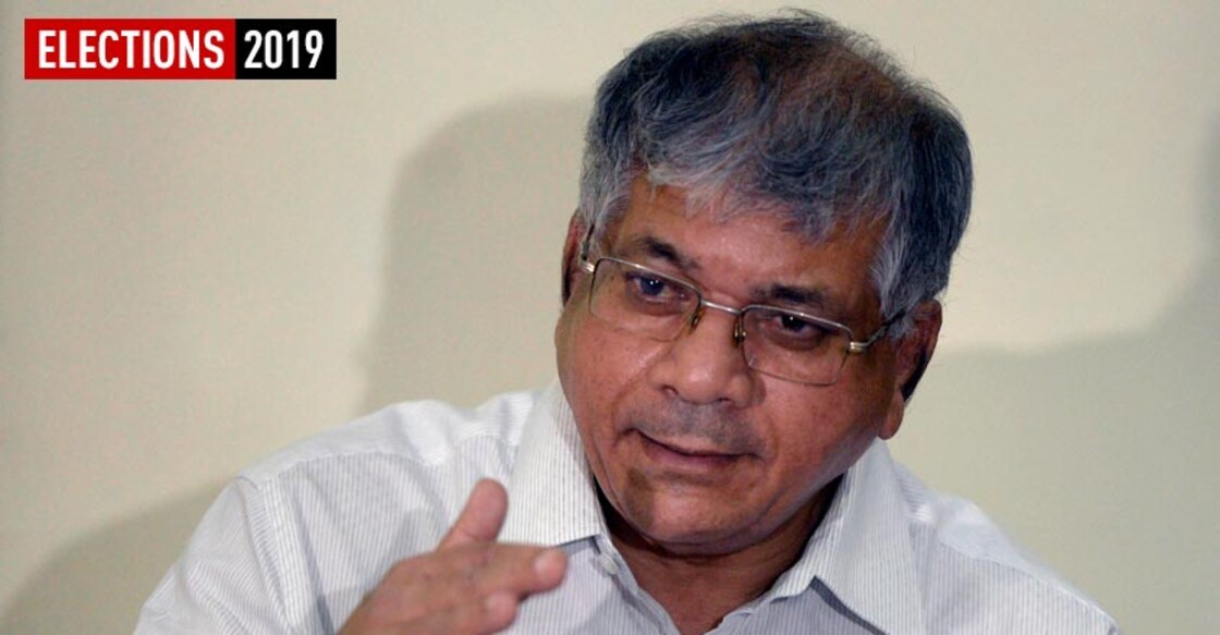 Ambedkar heir takes on Cong's Dalit hero in Solapur 