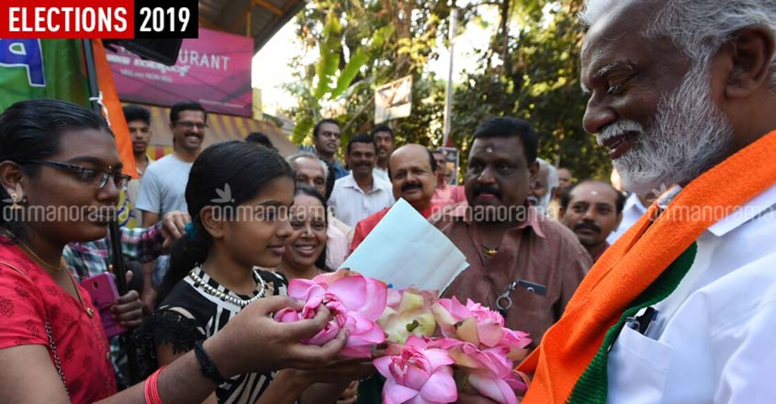A day with Kummanam Rajasekharan | Congress' global man vs BJP's 'God man'