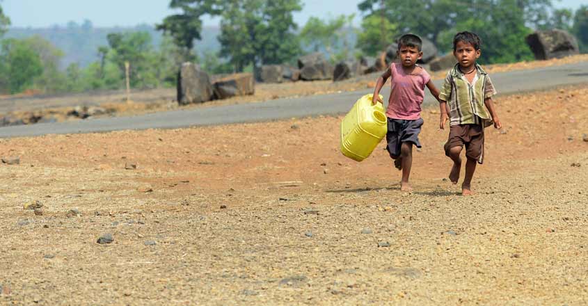 Drought, agrarian distress rattle Maharashtra's hinterland amid polls
