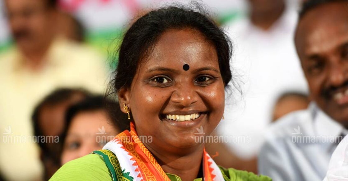 After stunning poll victory, Youth Cong to crowdfund car for Ramya Haridas