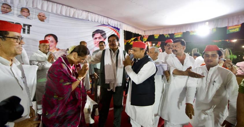 Shatrughan's campaign in Lucknow poses uneasy questions for Congress 