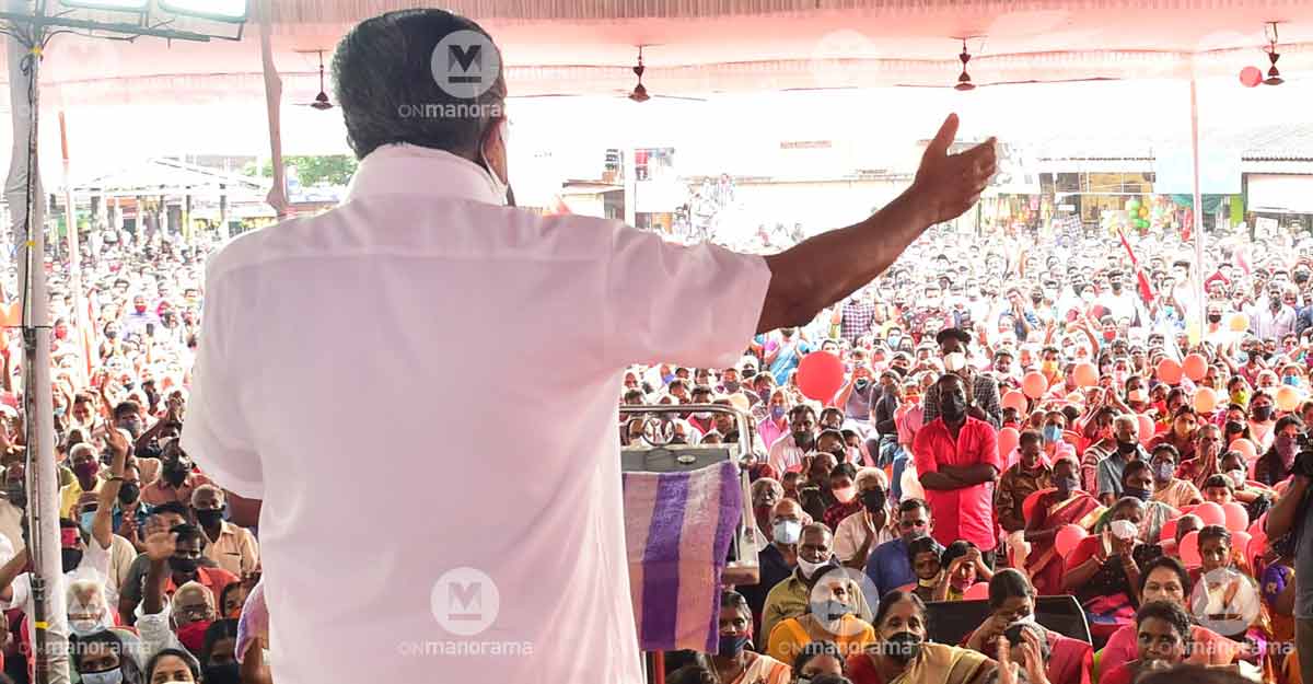 Pinarayi Vijayan during the election campaign