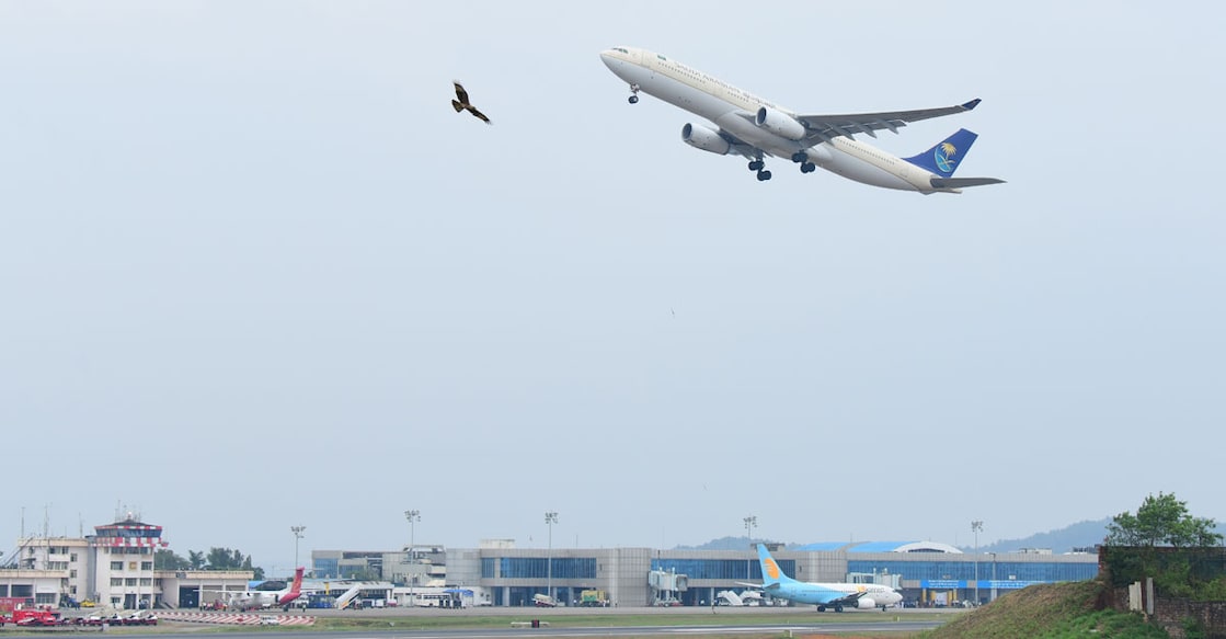Four Customs officials at Karipur airport suspended Four Customs officials at Karipur airport suspended