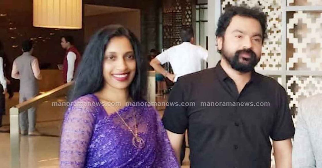 anitha-monson anitha-monson