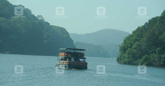 Boating at Thekkady Boating at Thekkady