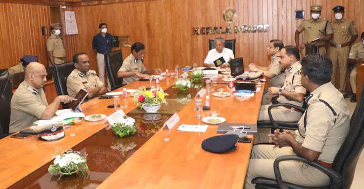 Pinarayi Vijayan Chief Minister Pinarayi Vijayan met senior officers of Kerala Police in Thiruvananthapuram on Sunday.