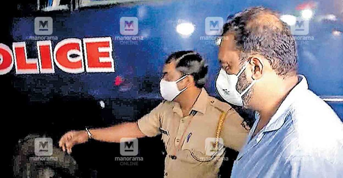 അറസ്റ്റിലായ ഹോട്ടലുടമ റോയി