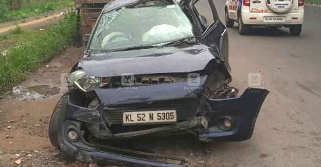 kochi-car-accident