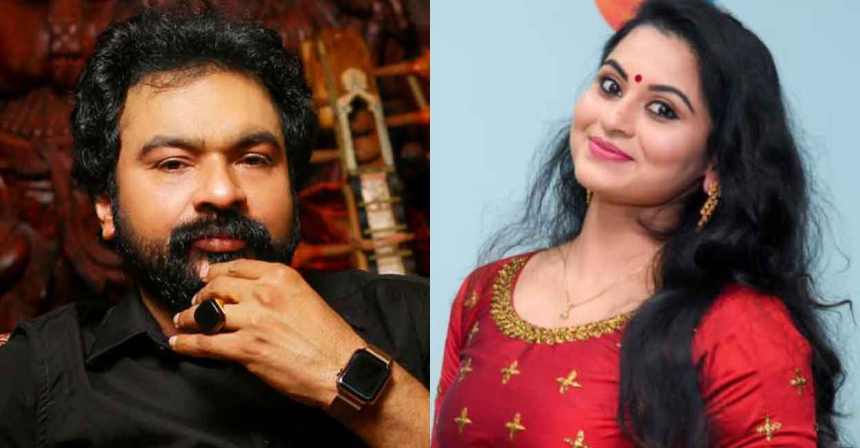 Monson Mavunkal (left), Sruthi Lekshmi