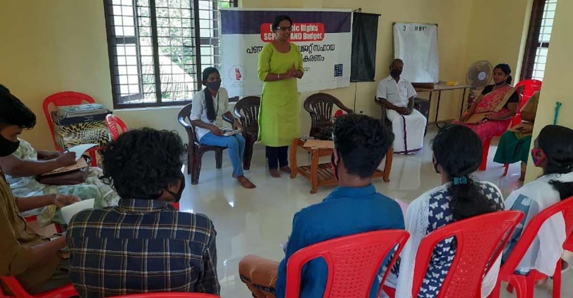 rights-radha-2 Director of Non-governmental organisation RIGHTS Radhalekshmi D O taking sessions for idea bank.