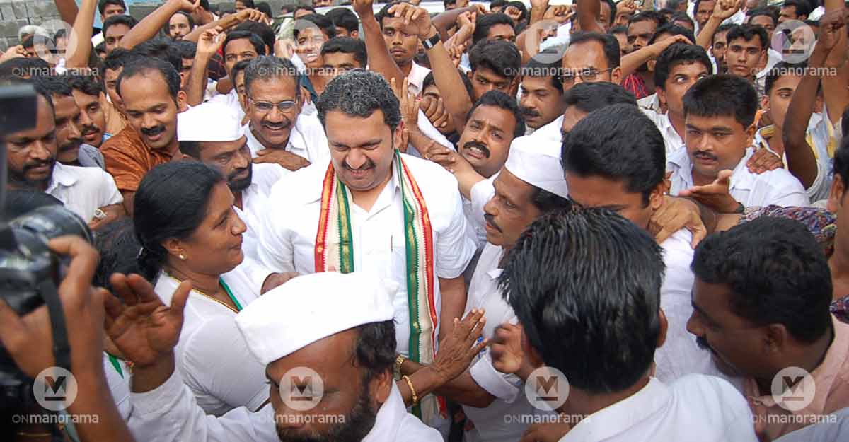 K Muraleedharan K Muraleedharan