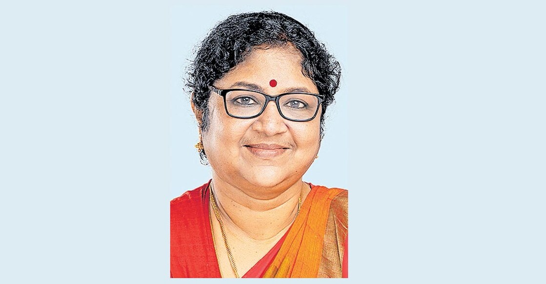 Double role in Thrissur as candidate becomes presiding officer Double role in Thrissur as candidate becomes presiding officer
