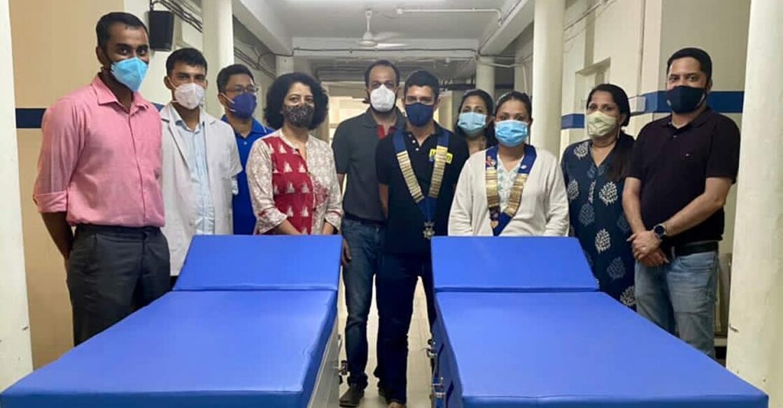 Kottayam Round Table, Ladies Circle donate hi-tech beds to General Hospital