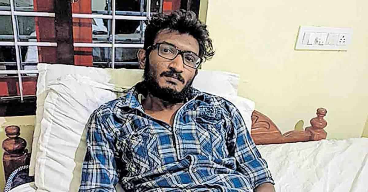 Rafi reportedly told the cop that he was returning after undergoing dialysis and was not in a position to bear the weight of helmet. 