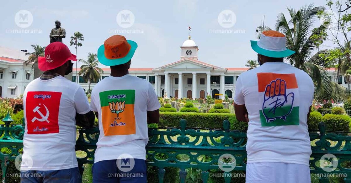 People campaigning for various political parties in front of the Secretariat in Thiruvananthapuram. Photo: RS Gopan