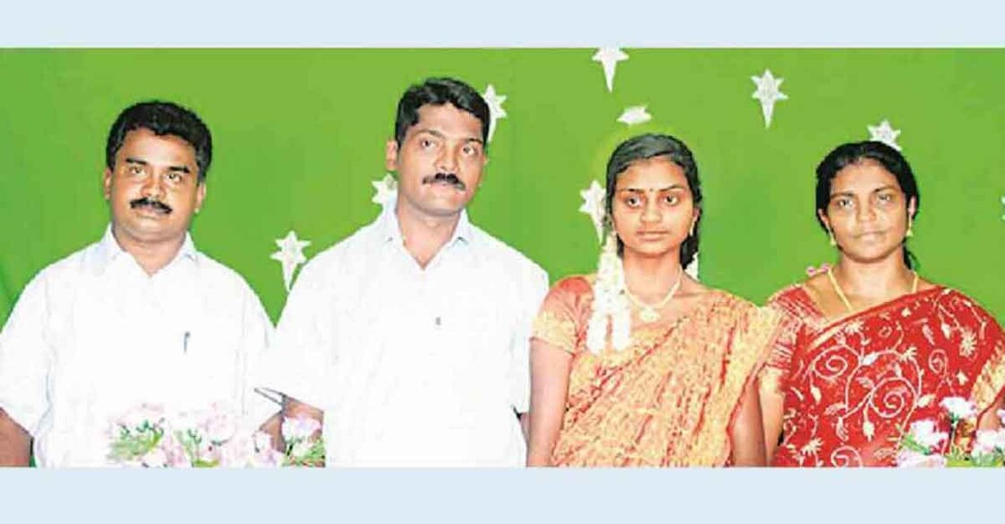 santhosh-soumya-old-photo