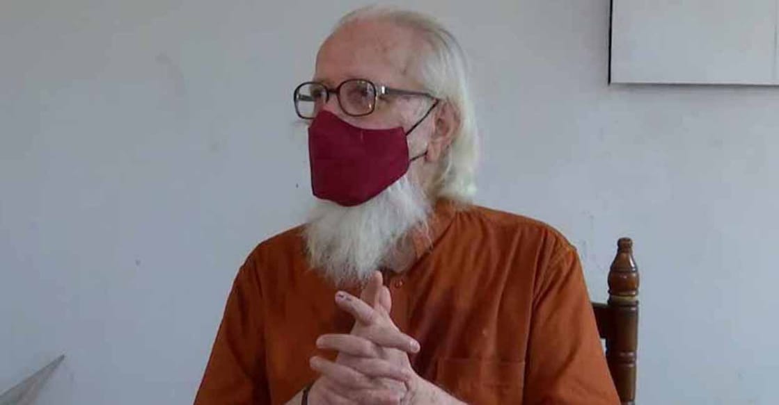 Nambi Narayanan In 1994, Nambi Narayanan was charged with leaking defence secrets to two Maldivian nationals