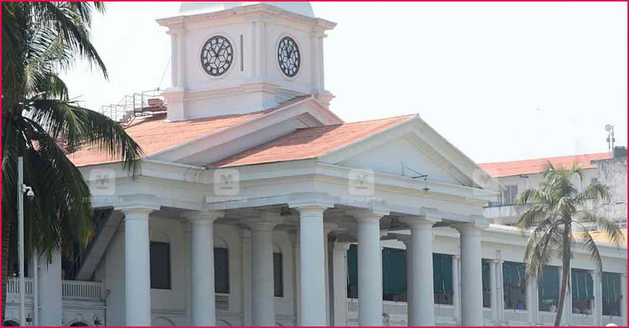 kerala-secretariat-1