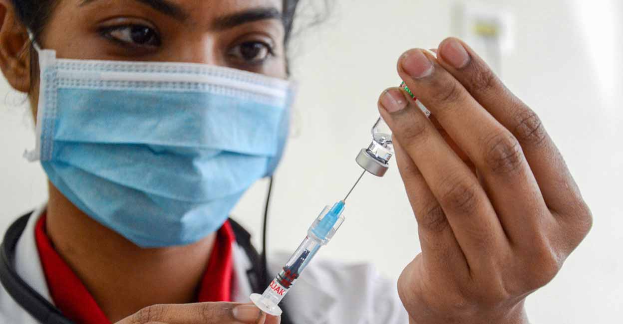 vaccination The State government informed that their plan is subject to availability of sufficient number of vaccines. Photo: Manorama