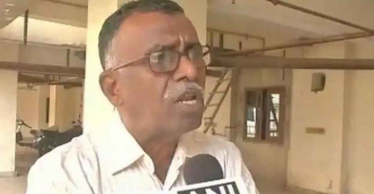 R B Sreekumar R B Sreekumar
