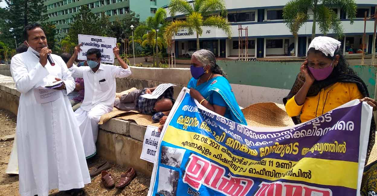 chellanam-protest-2 The 'Sleeping Protest' organised by Chellanam residents in August, 2021. Photo: Special Arrangement