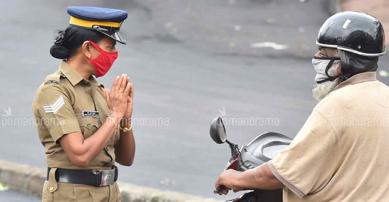 As per the DGP's order, the Special Branch will monitor the cops' behaviour toward the public.