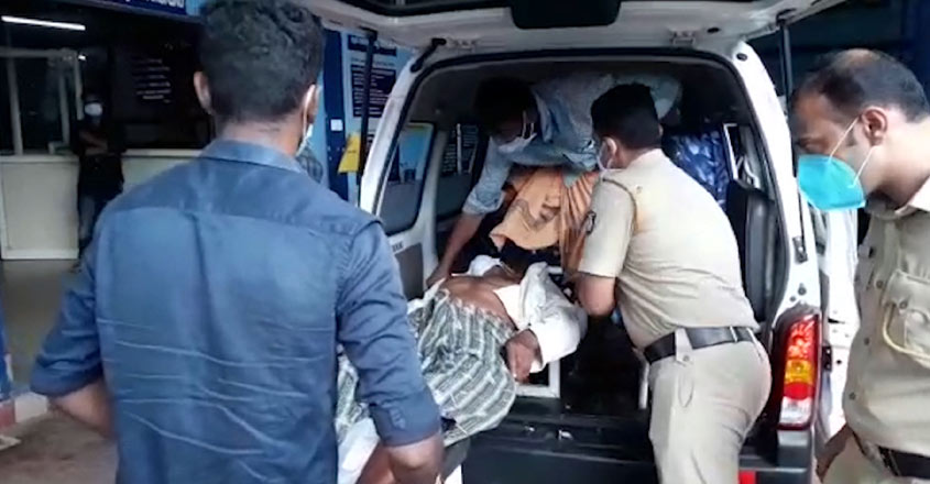 Four fishermen die as boat sinks off Kollam coast in Kerala Four fishermen die as boat sinks off Kollam coast in Kerala