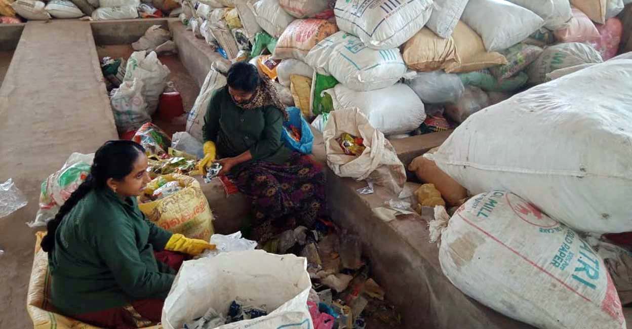 Haritha Karma Sena Photo: sanitation.kerala.gov.in