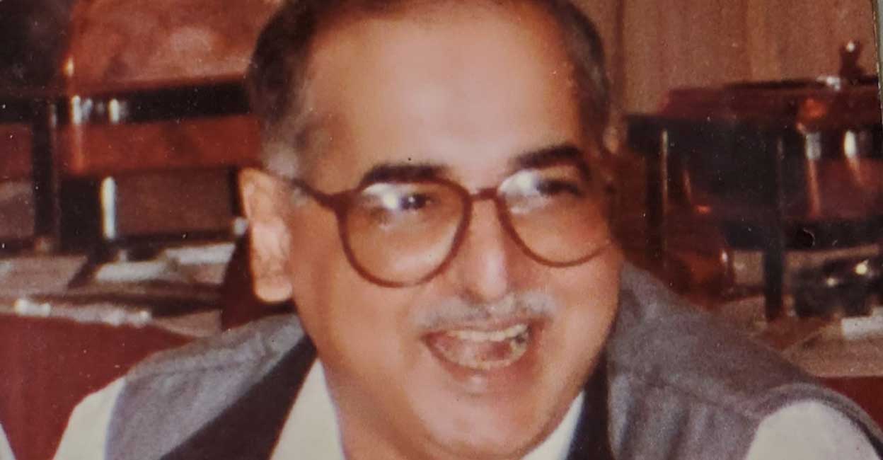 Vijayan Kannampilly, former editor of Free Press Journal, dies at 72