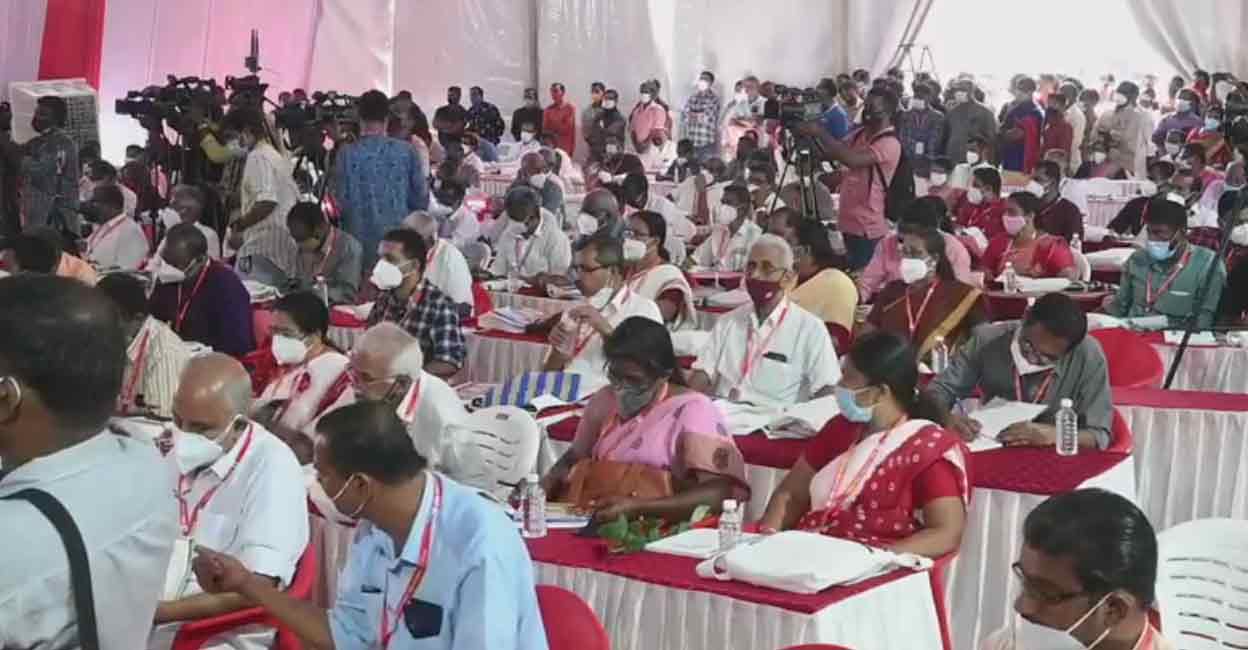 The crowd that attended the inaugural session of CPM's Kasaragod district conference at Madikkai on Friday. Screengrab: Facebook/ @cpimksddc