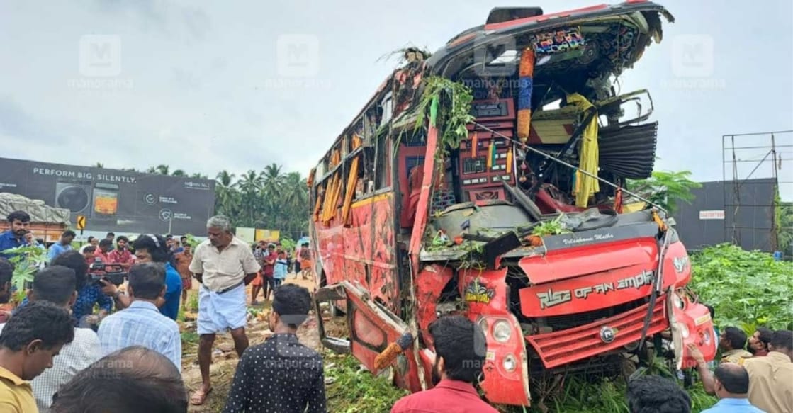 vadakkencherry-bus RTO sources said there were five previous cases against the operator of the tourist bus. Photo: Bijin Samuel.