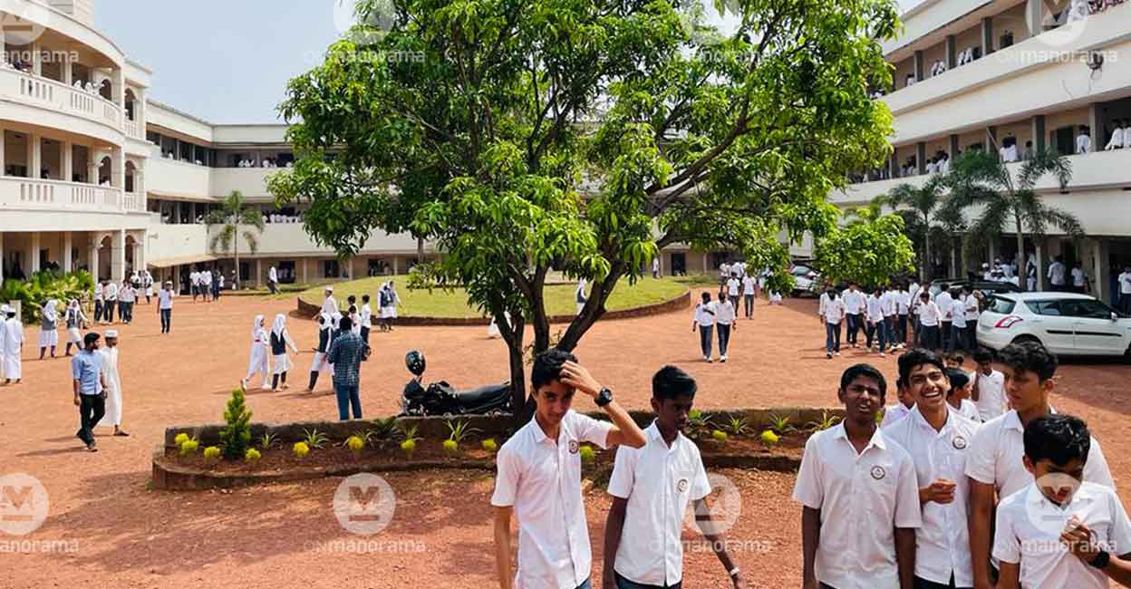Seethi Sahib Higher Secondary School is one of the biggest schools in Taliparamba with 69 divisions for Classes 8, 9, and 10. All the classrooms have little libraries Seethi Sahib Higher Secondary School is one of the biggest schools in Taliparamba with 69 divisions for Classes 8, 9, and 10. All the classrooms have little libraries