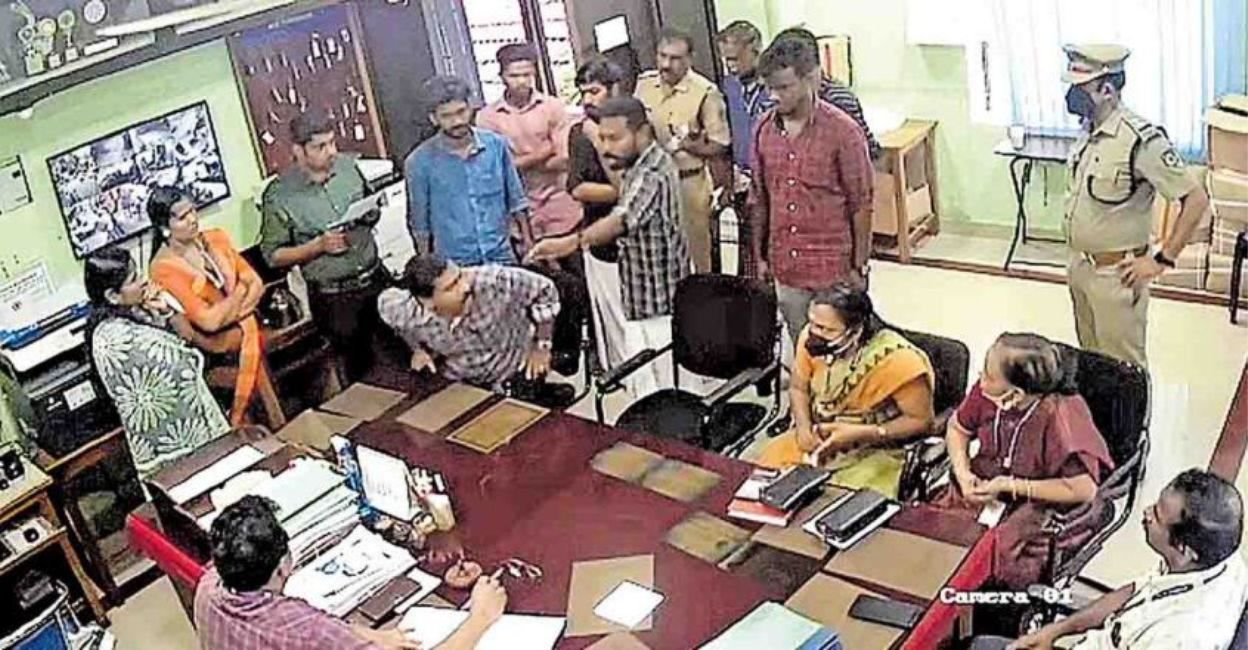 The CCTV footage of the incident that happened on October 25 at the Maharajas Technological Institute in Thrissur has leaked out, drawing widespread condemnation. Photo: Manorama Online. 