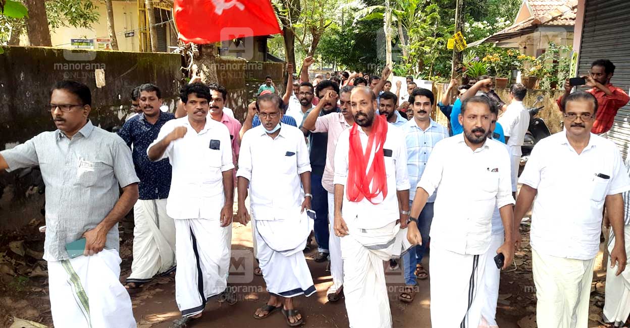 MM Ravindran | Melady Block Panchayat LDF candidate MM Ravindran of Melady Block Panchayat celebrates win