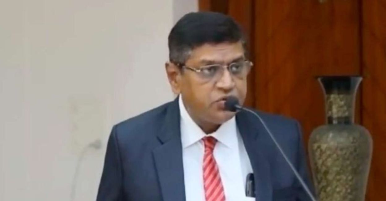 Kerala High Court Chief Justice S Manikumar was attacked in Kochi on Sunday night. Photo: Manorama Online. 